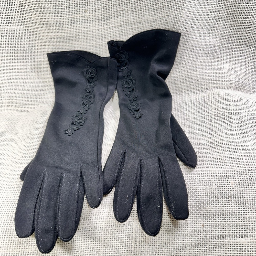 Hansen Black Nylasuede Gloves Lace Inset Size 6.5 Mid Century‎ Vintage